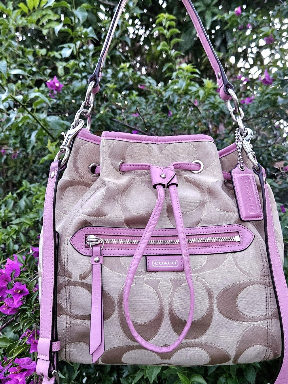 Coach F25675 Daisy Outline Drawstring Bucket Crossbody Bag Khaki Baby Pink